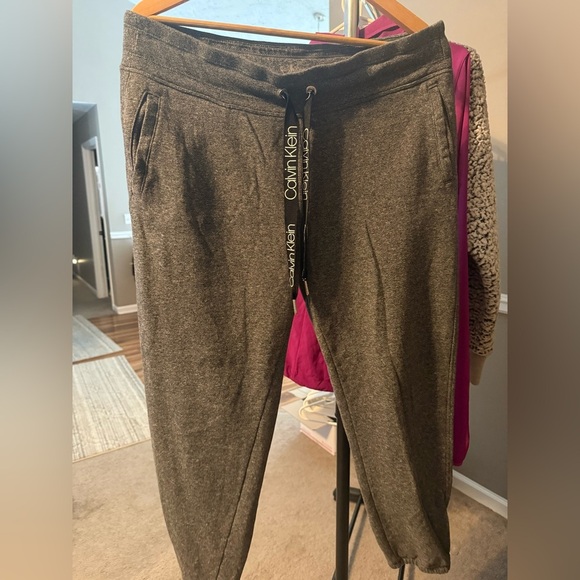 Calvin Klein Pants - Calvin Klein Women’s Charcoal Joggers
